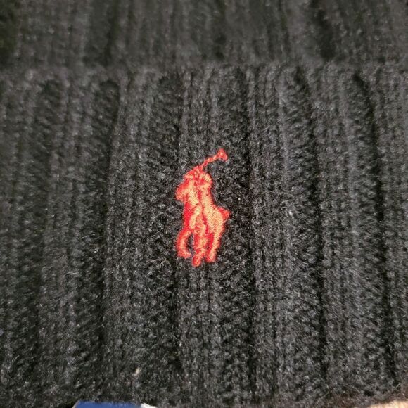 Polo Ralph Lauren Unisex Merino Cuffed Beanie Hat Pony Logo Black Red Wool New - Picture 2 of 6
